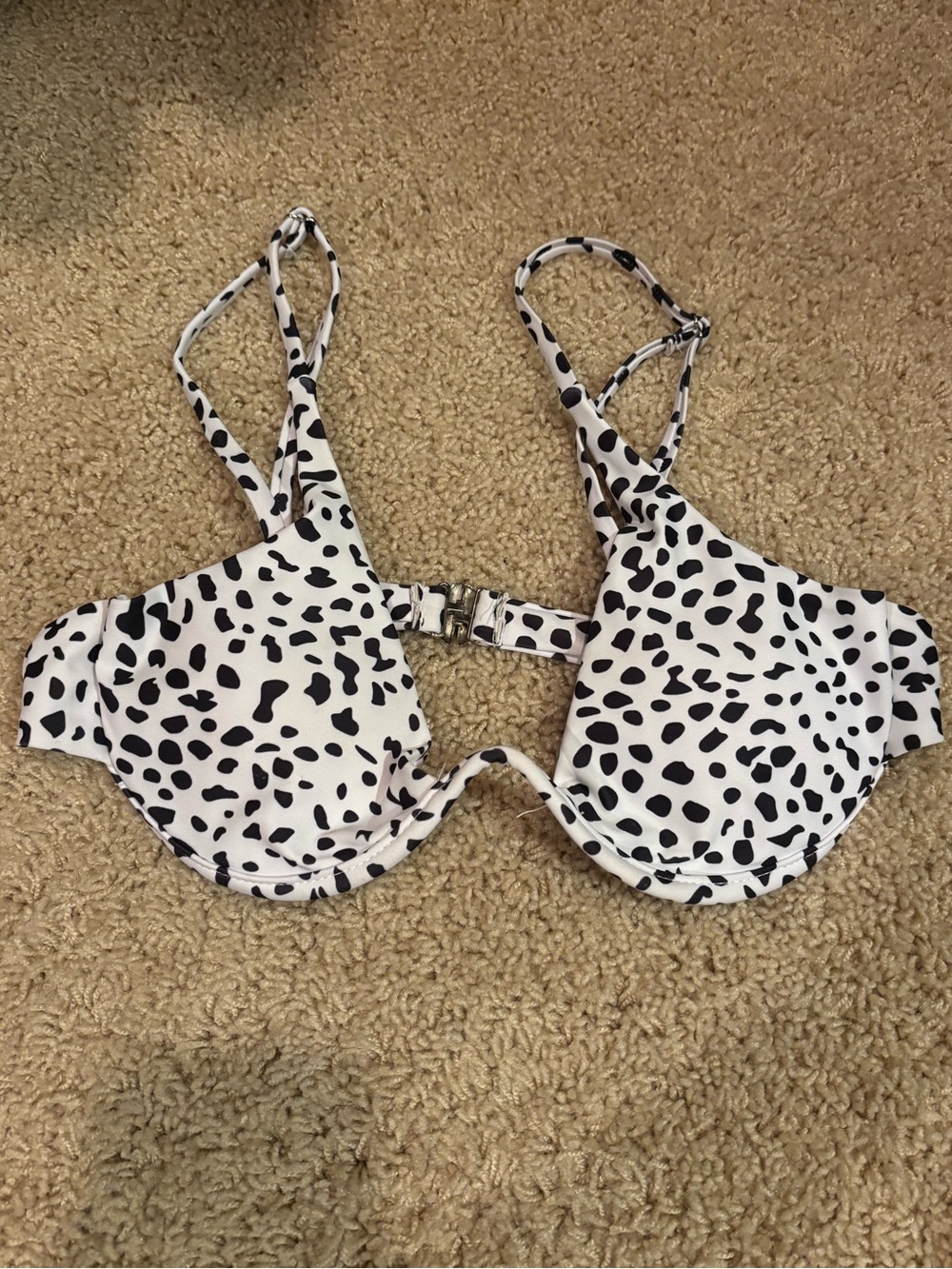 Missguided Dalmatian Spot bikini top - White & Black